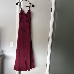 Elegant Burgundy Satin Evening Gown